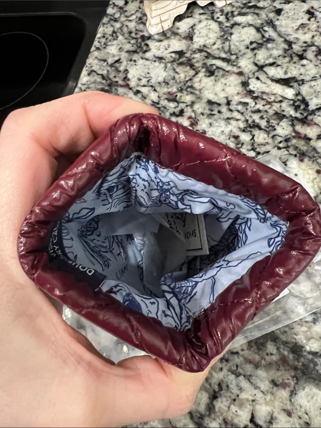 Nwt Oliver Thomas Double Vision Eyeglass Case Bordeaux Metallic Quilted — image 3 of 5